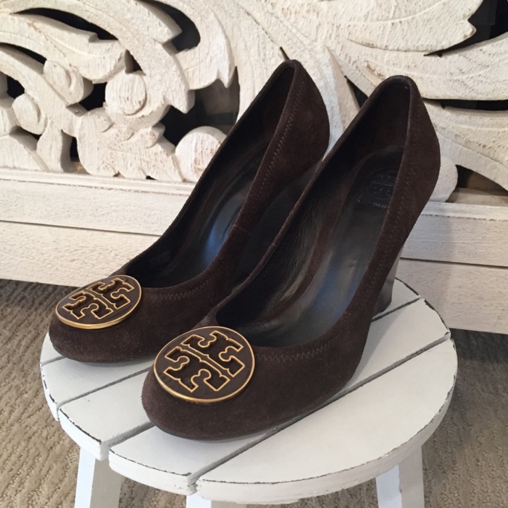 Tory burch brown suede Sophia sz 6 wedge heel